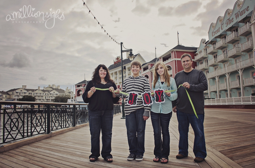 disney-family-photographer_0014.jpg